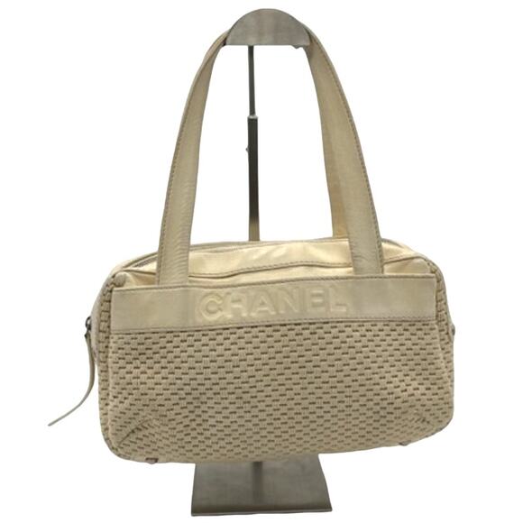 VINTAGE Chanel LAX Crochet Bowler Bag*LAMBSKIN TRIM*beautiful bag! BARGAIN DEAL - Picture 1 of 16